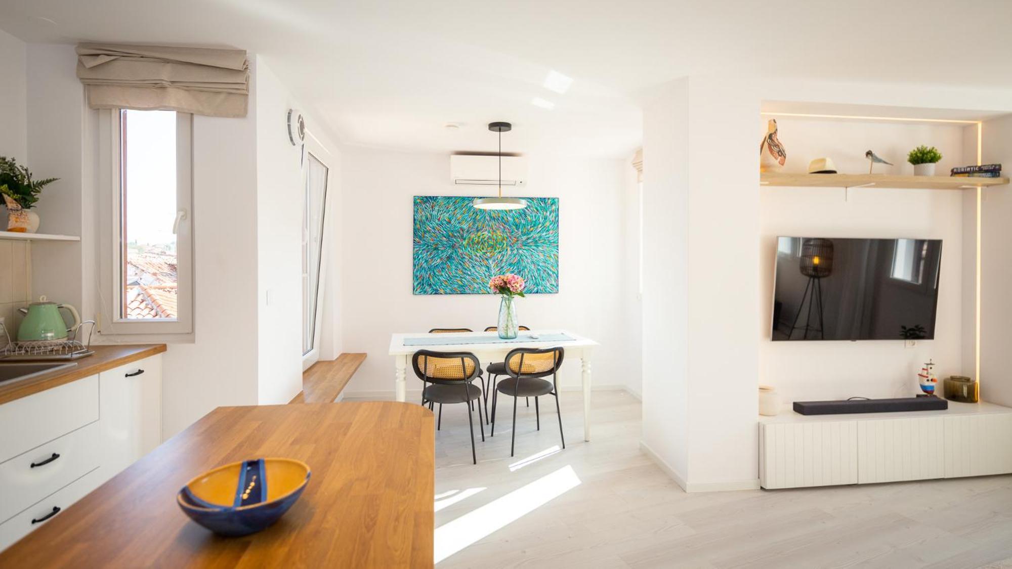 Rubini - Modern Apartment In The Heart Of Old Rovigno Esterno foto
