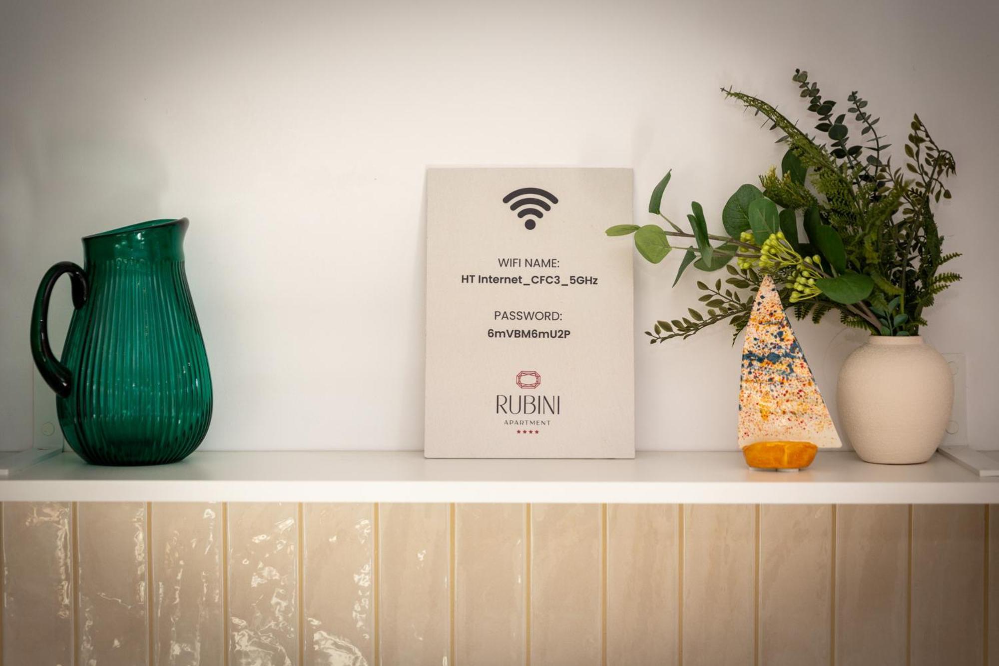 Rubini - Modern Apartment In The Heart Of Old Rovigno Esterno foto